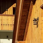 Privillage Stare - Hotell