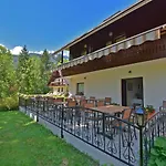 Privillage Stare - Hotell